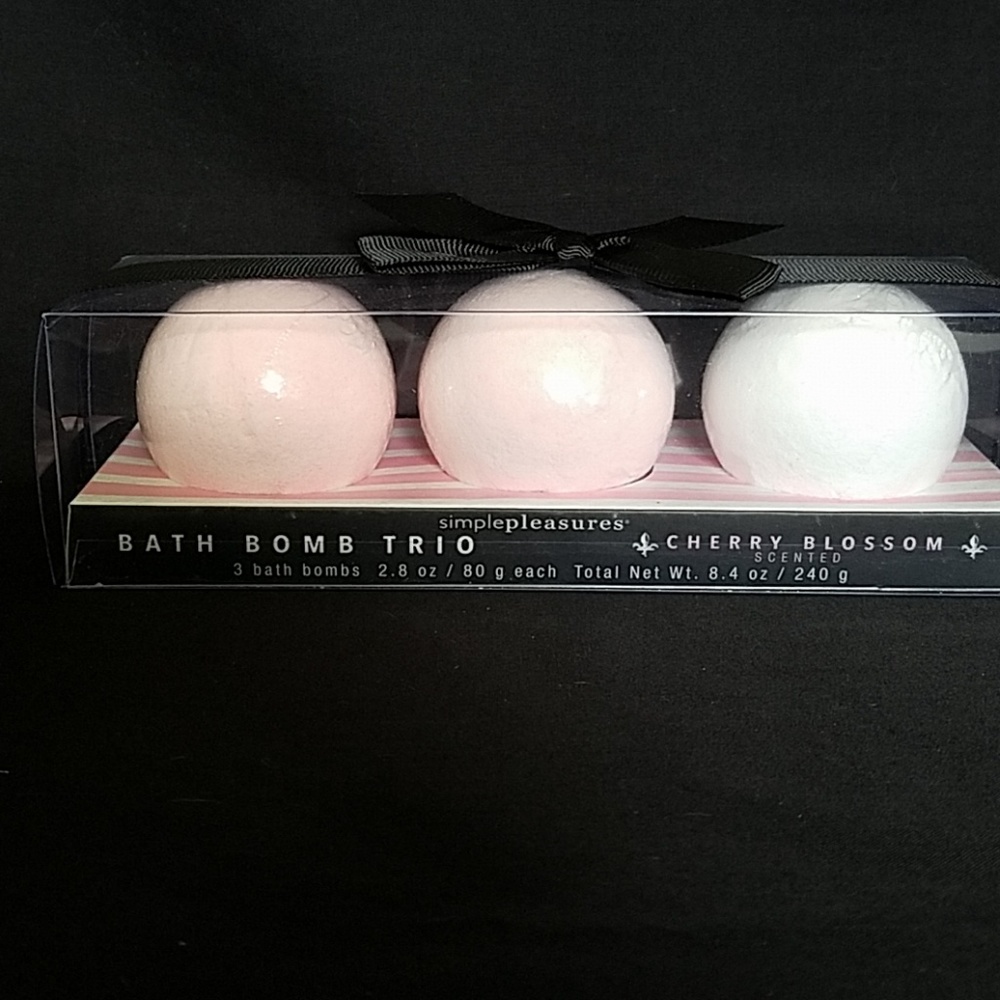 Bath bomb gift set CherryBlossom scent. Bundle items you like to save $